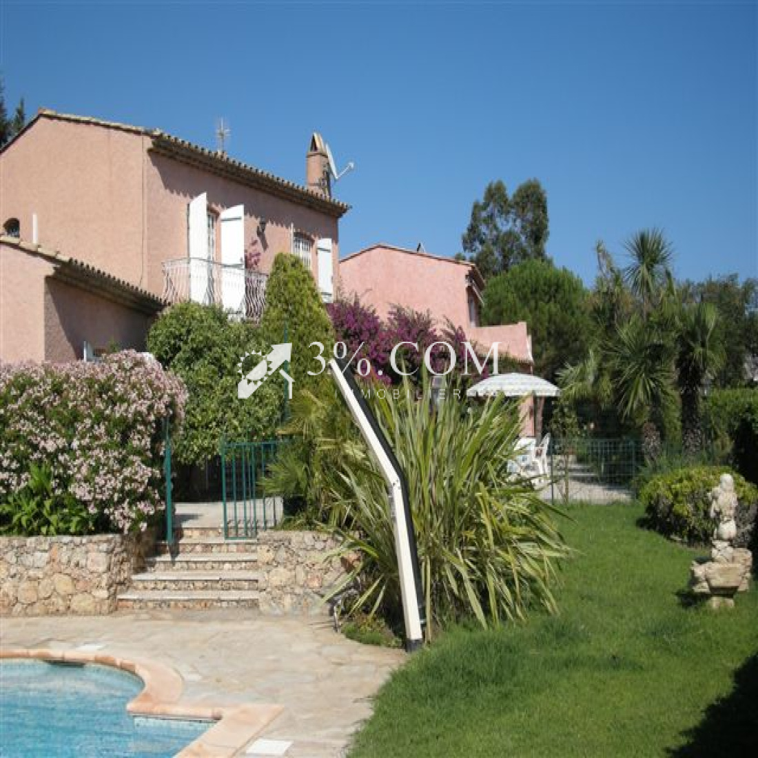 vente Domaine de Beauvallon Villa 230 m² vue mer, 450 mètres plage