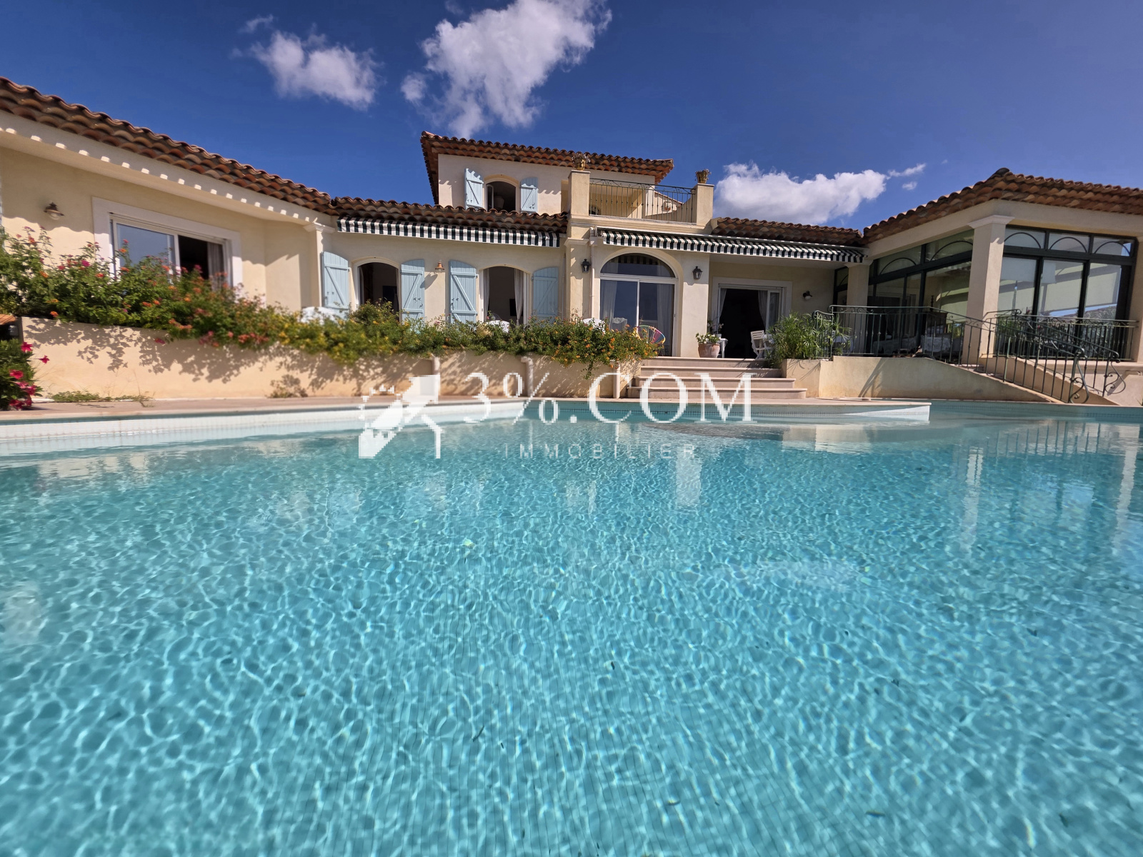 Maison 7 pièces 225 m² · à Saint Raphael · 225 m² · 1 480 000 €