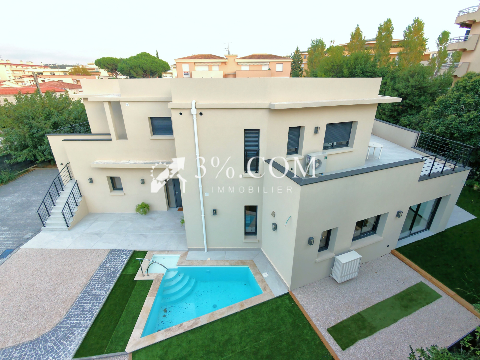 Maison 6 pièces 260 m² · à Saint-Raphaël · 260 m² · 1 236 000 €